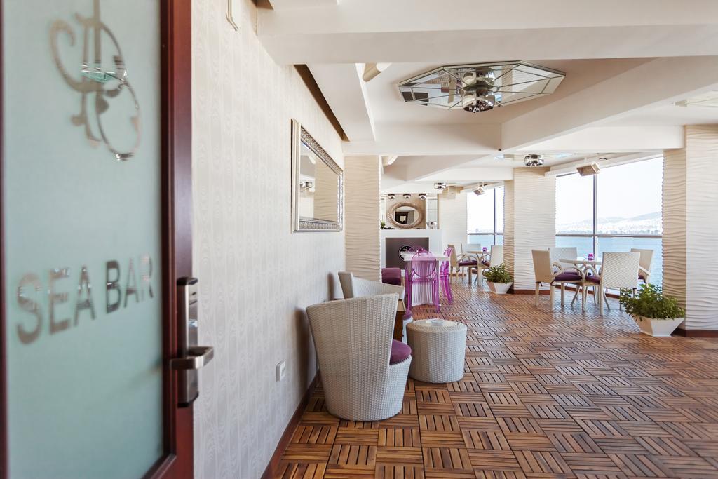 Izmir Palas Hotel Extérieur photo