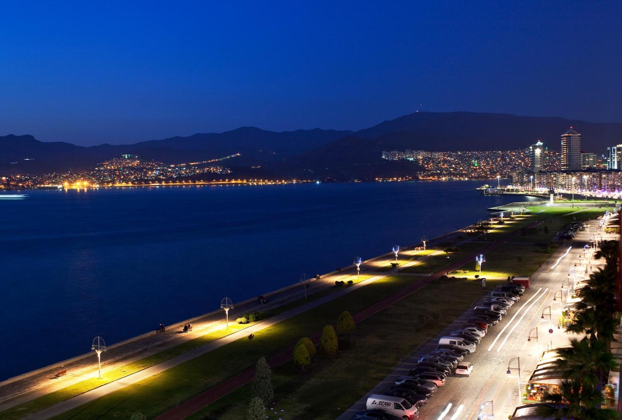 Izmir Palas Hotel Extérieur photo