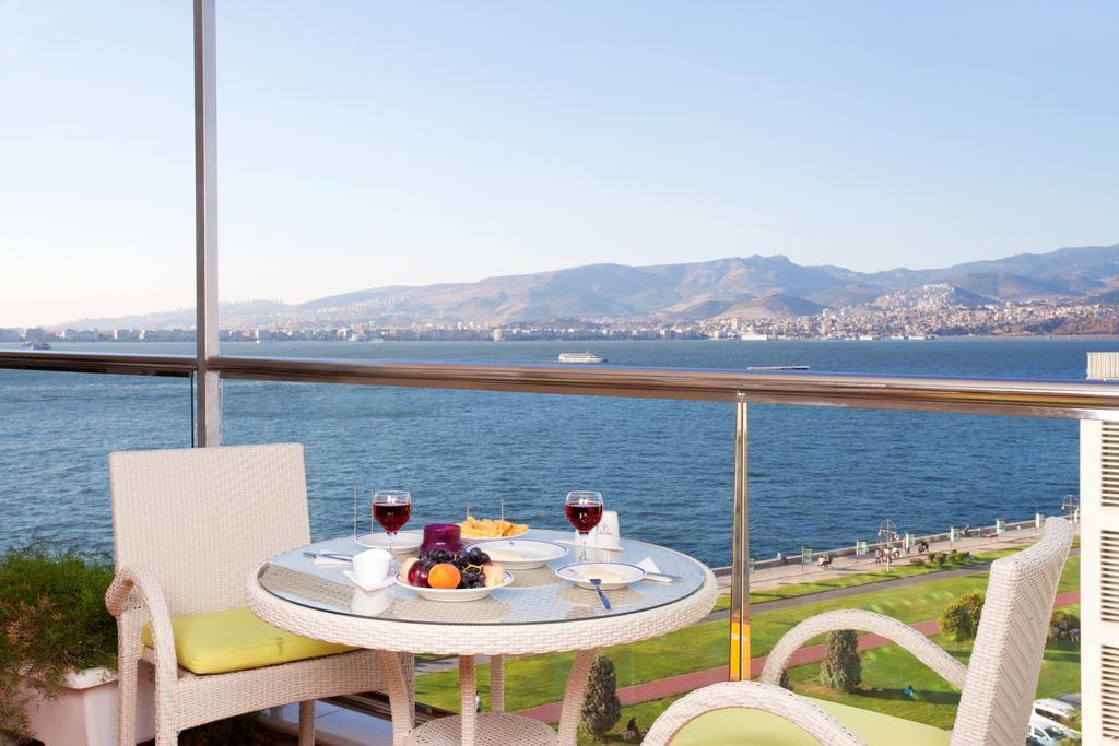 Izmir Palas Hotel Extérieur photo
